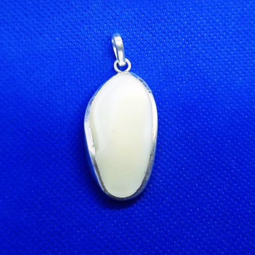 Shukra Mani Locket