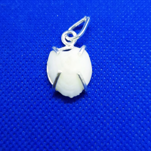 Machmani Locket